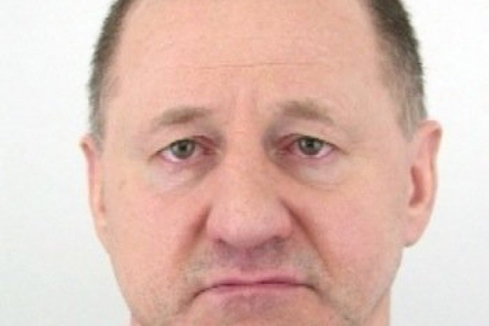 Ilustračný obrázok k článku Policajti hľadajú Jaroslava Zemančíka (48). Násilník môže byť ozbrojený!