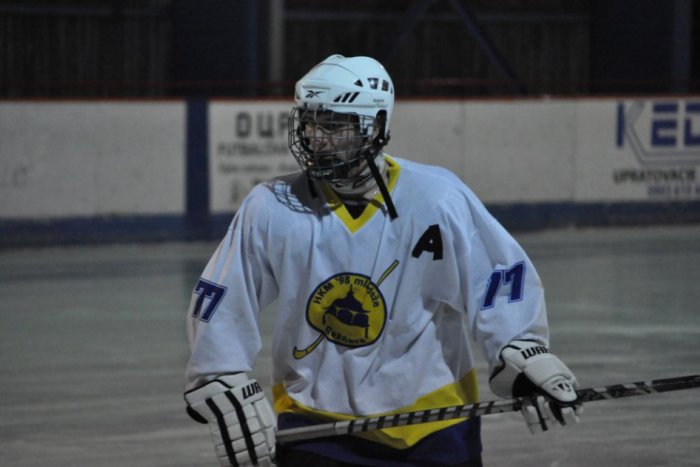 Ilustračný obrázok k článku Hokejistov mrzí, že predvedenou hrou sklamali divákov