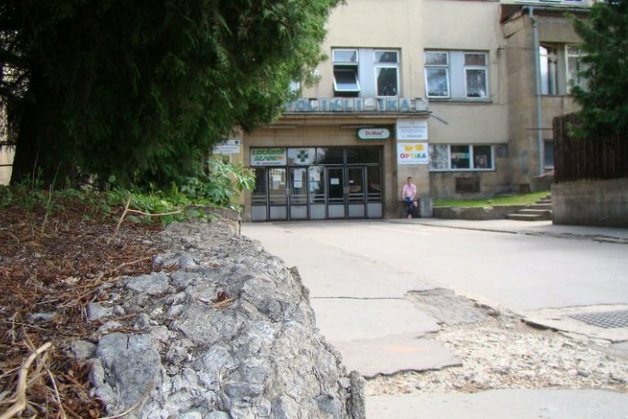 Ilustračný obrázok k článku Pacienti už nebudú musieť migrovať: Do polikliniky sa vráti rentgen!