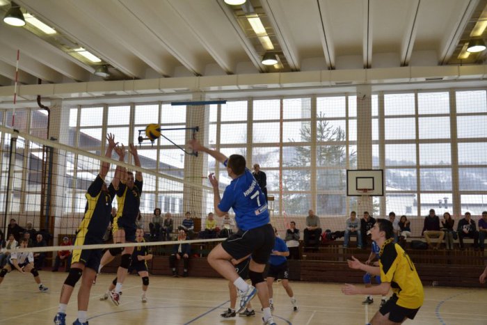 Ilustračný obrázok k článku OBRAZOM: Revúčanom nestačili sily na Hriňovú