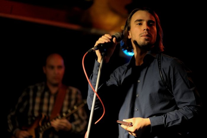 Ilustračný obrázok k článku Koncert pre fajnšmekerov: Blues a jazz v žiarskom Céčku