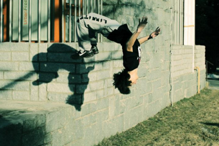 Ilustračný obrázok k článku Víkend v pohybe: Poďte sa s nami pozrieť na medzinárodné stretnutie parkouristov