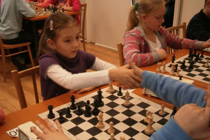 Ilustračný obrázok k článku Pohár Nitrianskeho samosprávneho kraja: Darilo sa aj nitrianskym šachistom