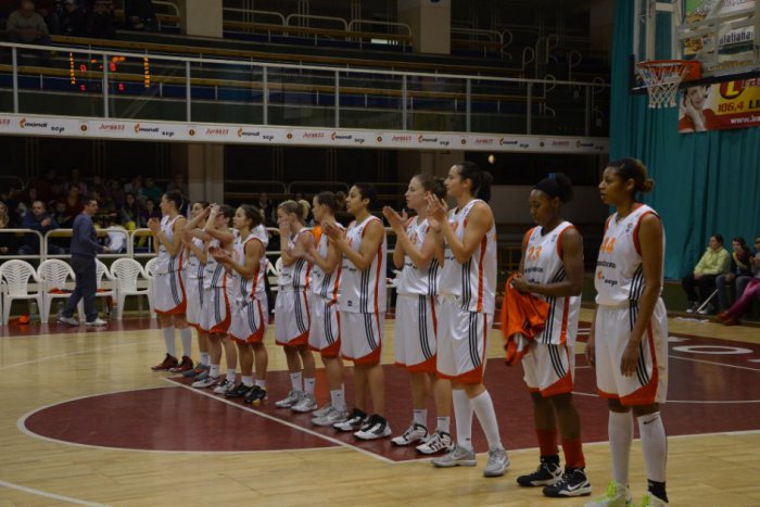 Ilustračný obrázok k článku Ružomberské basketbalistky presvedčivo vyhrali  v Miskolci