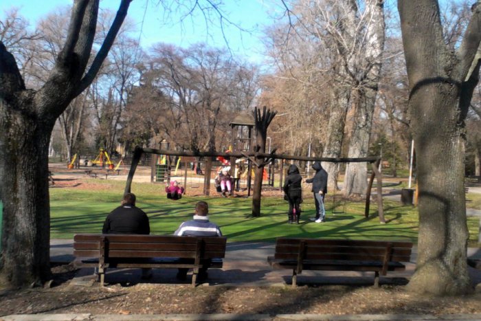 Ilustračný obrázok k článku Vyšli sme medzi vás: Ako si užívajú jarné počasie Nitrania?