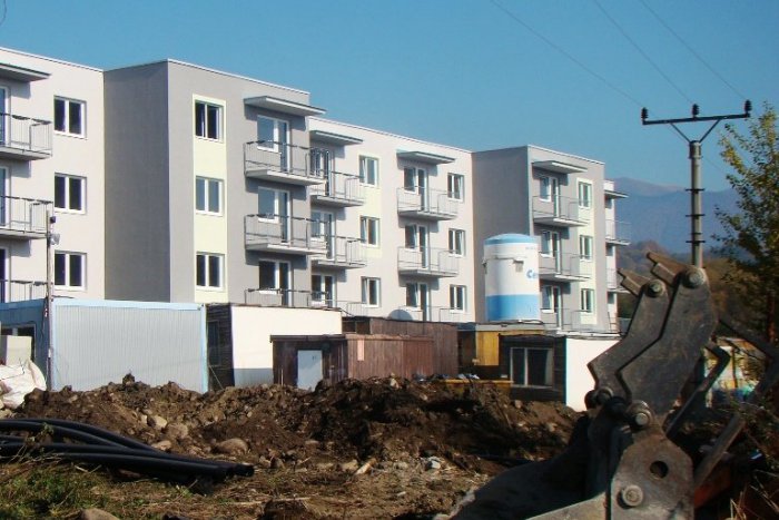 Ilustračný obrázok k článku V Bobrovci dokončili dve nové bytovky: Noví nájomníci sa môžu sťahovať