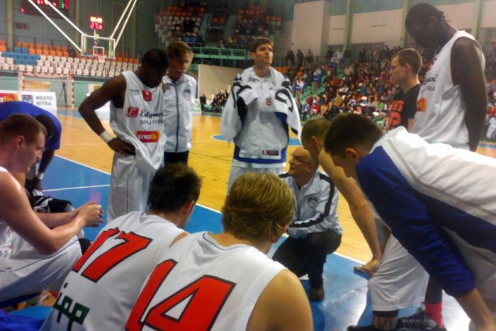 Ilustračný obrázok k článku Basketbalisti priebežne druhí: Na domácej palubovke porazili Inter