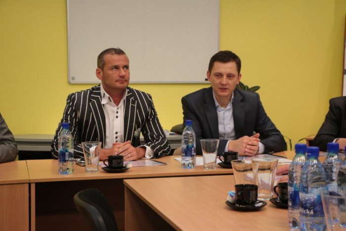 Ilustračný obrázok k článku Investori Retail boxu: Projekt Malej Európy je už nereálny!