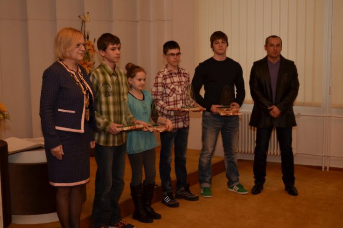 Ilustračný obrázok k článku FOTO: Poznáme naj športovcov Revúcej za rok 2012. Toto sú oni!