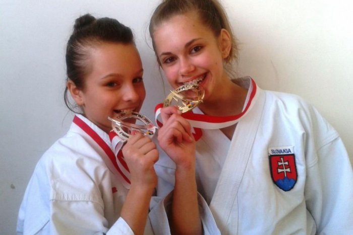 Ilustračný obrázok k článku Prievidzské karatistky zažiarili na Svetovom pohári