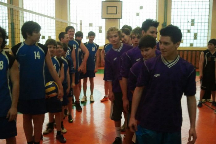 Ilustračný obrázok k článku OBRAZOM: Obvodné kolo vo volejbale vyhrali Pionieri