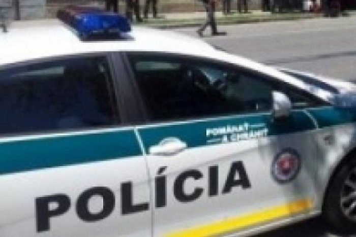 Ilustračný obrázok k článku Bratislavčanka sa ulakomila "len" na 305 kníh. Ukradnuté diela chcela predávať na internete