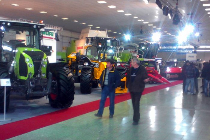 Ilustračný obrázok k článku Agrokomplex otvorený: Na výstavisku sa stretli poľnohospodári