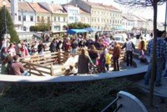 Ilustračný obrázok k článku Veľkonočný gazdovský dvor. Už tento týždeň na Hlavnej