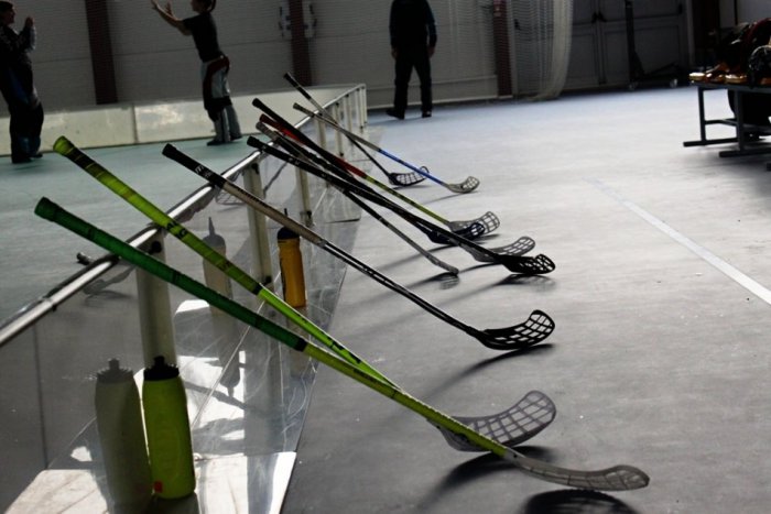 Ilustračný obrázok k článku V Mikuláši chcú založiť florbalovú ligu:  Prihláste svoj tím