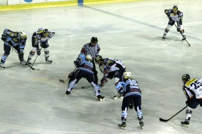 Ilustračný obrázok k článku Nitra nezvládla prvý domáci zápas: Z víťazstva sa tešili Košice