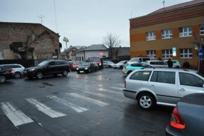 Ilustračný obrázok k článku Vodiči sa vzbúrili proti častým policajným kontrolám. Na protest zablokovali cestu