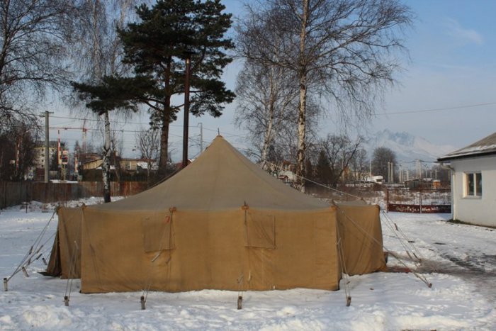 Ilustračný obrázok k článku Zima bola dlhá a studená. Pomoc hľadalo viac bezdomovcov ako vlani