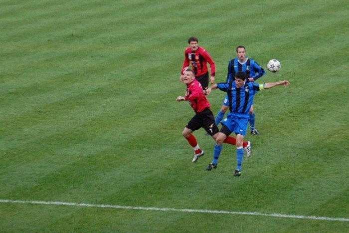 Ilustračný obrázok k článku Takto sa bojuje o záchranu: Mikulášania vyhrali v Kubíne!