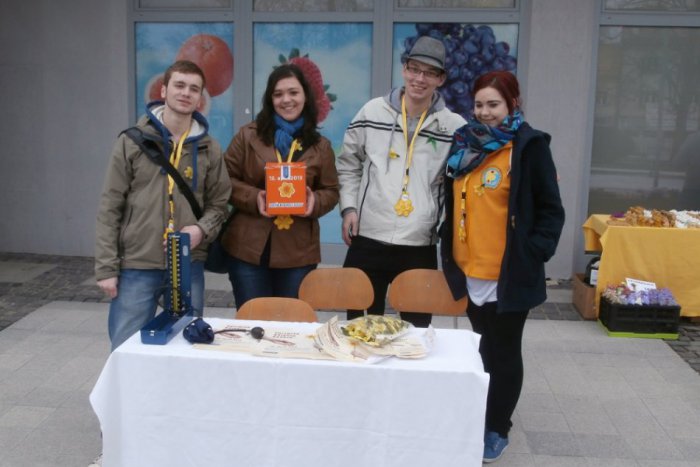 Ilustračný obrázok k článku Deň narcisov: Zvolen dnes zaplavili žlté kvietky nádeje