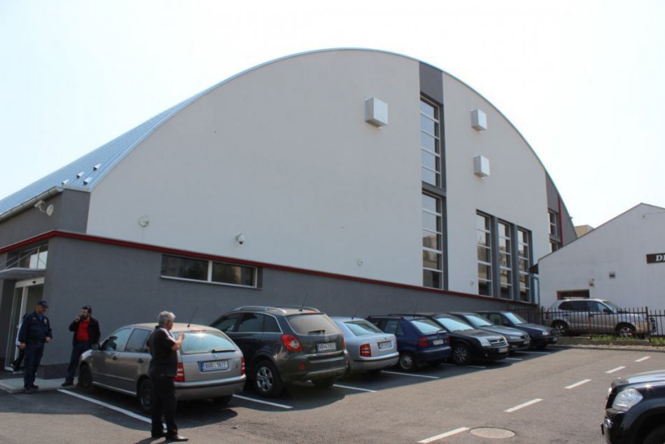 Ilustračný obrázok k článku Hokejisti začali prípravu v hale na Klokočine: Tím zatiaľ stále bez Stümpela