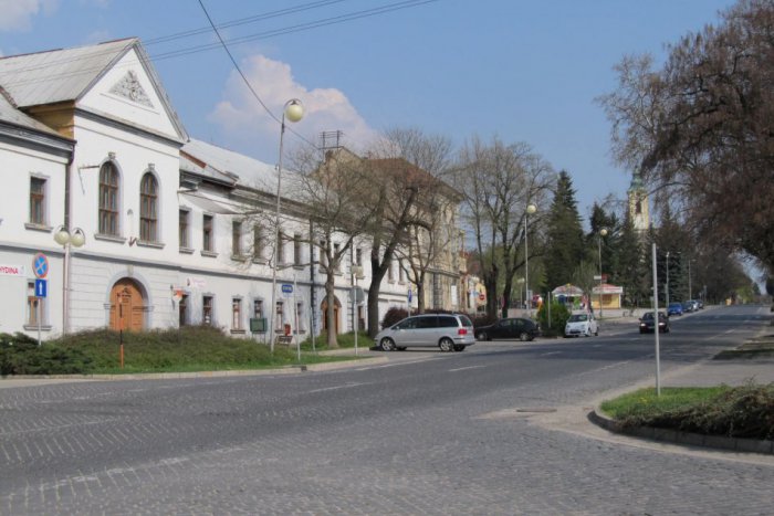Ilustračný obrázok k článku Centrum mesta býva v nedeľu prázdne: Kde sú všetci Zlatomoravčania?