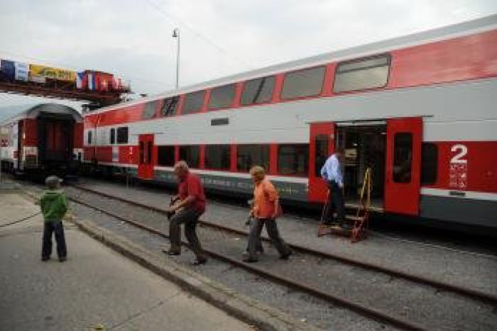 Ilustračný obrázok k článku Vlak na stanici zrazil muža (†41), telo si všimol až iný rušňovodič