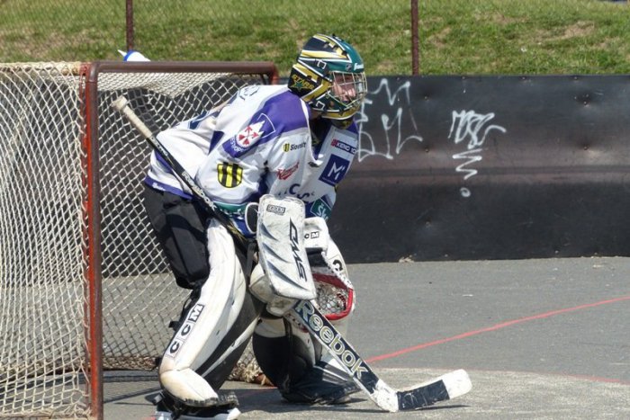 Ilustračný obrázok k článku Hokejbalová liga pokračovala ďalším kolom. Hráči neskrývali ani negatívne emócie