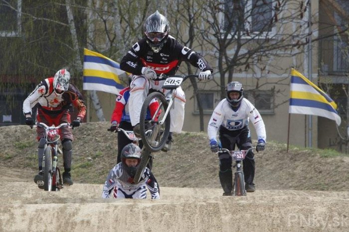 Ilustračný obrázok k článku 1. kolo SP v BMX Piešťany: Liptáci 5x na pódiu
