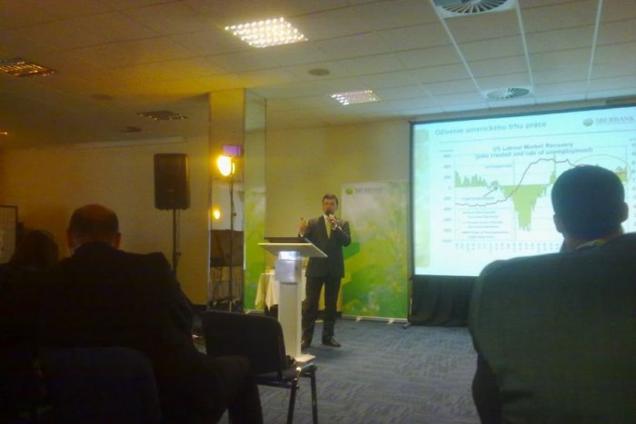 Ilustračný obrázok k článku V Bystrici sa hovorilo o biznise s Rusmi: Aj toto zaznelo pod Urpínom...