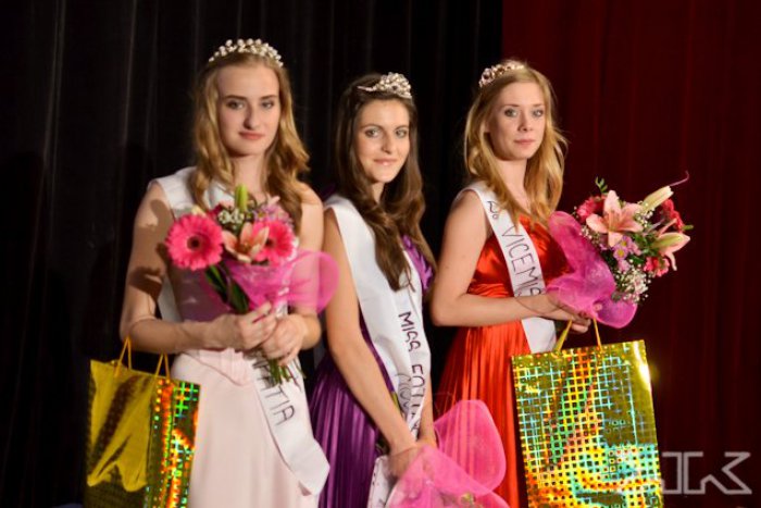 Ilustračný obrázok k článku OBRAZOM: O korunku krásy zabojovalo šesť finalistiek