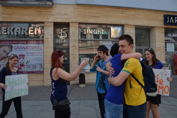 Ilustračný obrázok k článku Študenti psychológie vyslobodzovali ľudí v uliciach mesta