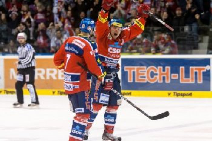 Ilustračný obrázok k článku Zvolenský odchovanec Martin Bartek (32) mení klubový dres! Z Pardubíc sa sťahuje do Liberca