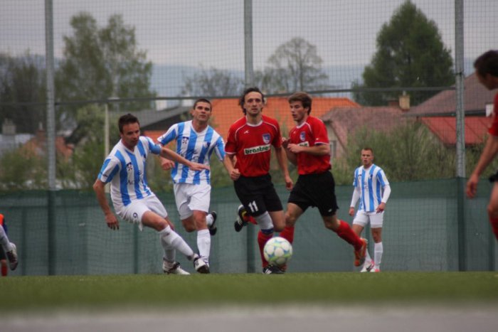 Ilustračný obrázok k článku Popradská víťazná šnúra skončila. Cenné body si odviezli hostia z Martina