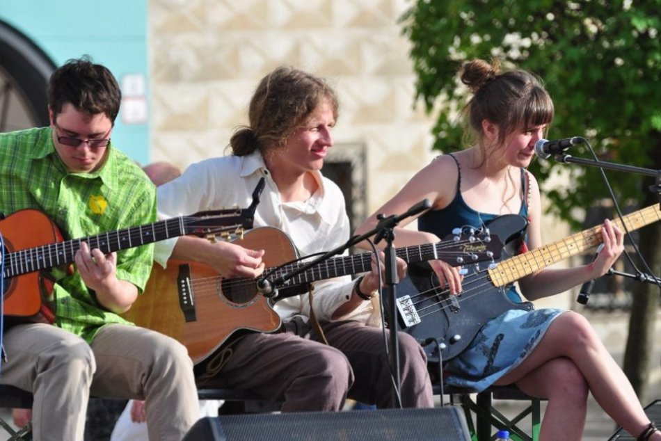 Ilustračný obrázok k článku KOMPLETNÝ PROGRAM: V Nitre oslávime Noc hudby. Hrať sa bude aj v MHD!