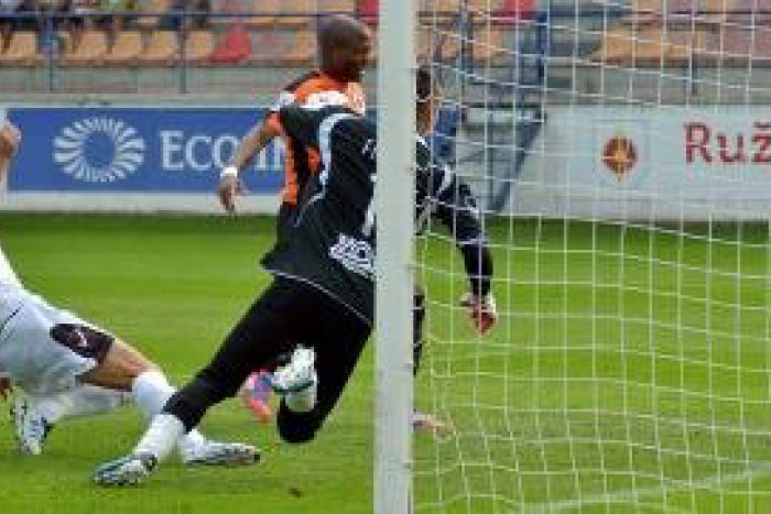 Ilustračný obrázok k článku Ešteže si Trnavčania strelili vlastný gól