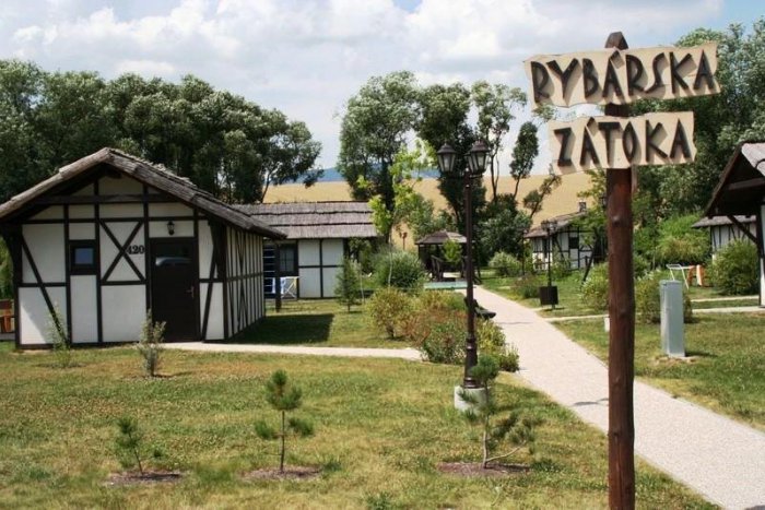 Ilustračný obrázok k článku Chatky v Tatralandii sa predávajú: Zisk by mal byť preinvestovaný v regióne