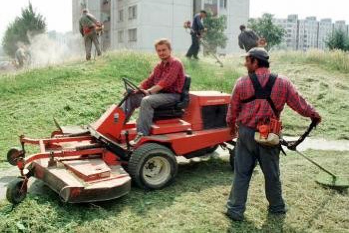 Ilustračný obrázok k článku Tráva v Žiari údajne vyrástla rýchlejšie ako vlani: Ľudia sa sťažujú