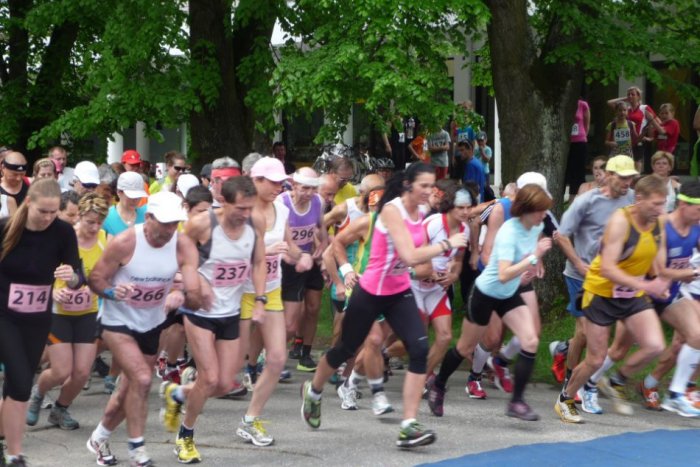 Ilustračný obrázok k článku FOTO: Stovky ľudí bežali Sliačskym chotárom: Akcia a aj počasie vyšli na jednotku