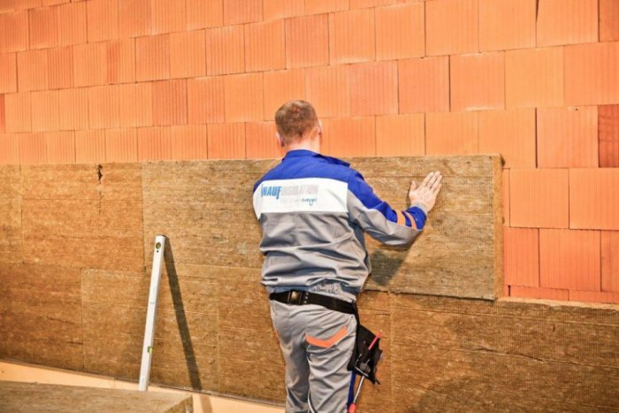 Ilustračný obrázok k článku Prezrádzame o zatepľovaní: Čo je pravda a čo mýtus?