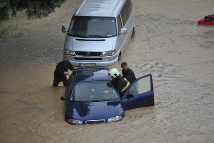Ilustračný obrázok k článku VIDEO a FOTO: Pozrite si unikátne zábery zaplaveného sídliska Juh