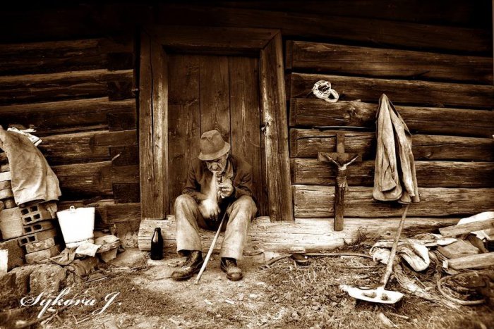 Ilustračný obrázok k článku Duša umelca zaplesá: Silné príbehy vo fotografii a výstava starých fotoaparátov