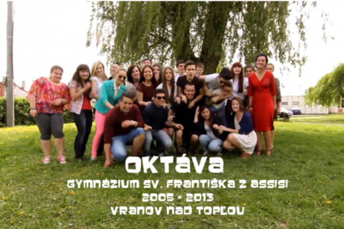 Ilustračný obrázok k článku Maturanti vytvorili originálne tablo: Žne úspechy v uliciach aj na internete