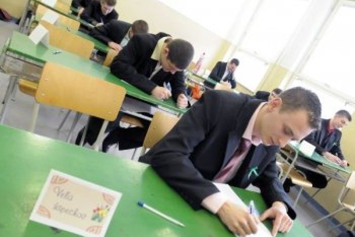 Ilustračný obrázok k článku Začínajú sa ústne maturitné skúšky: Čo všetko obnášajú?