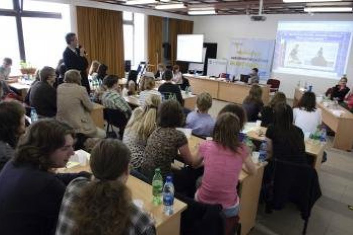 Ilustračný obrázok k článku Zvolen hostí konferenciu mladých Európanov: Hlavnými témami sú ľudské práva a tolerancia
