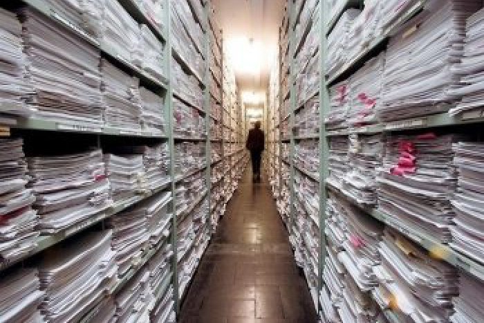 Ilustračný obrázok k článku Ústav pamäti národa zverejnil zoznam eštebákov: Stovky z nich pôsobili na Strednom Slovensku