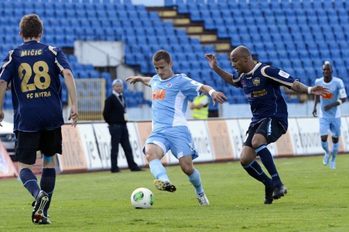 Ilustračný obrázok k článku Slovan sa tešil z titulu: Majster pohodlne zostrelil FC Nitra