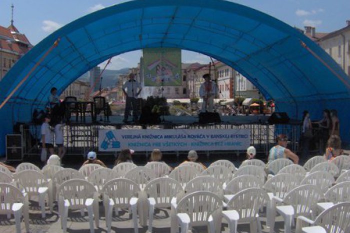 Ilustračný obrázok k článku Jubilantka Verejná knižnica Mikuláša Kováča (40): Zažite jej bohaté oslavy