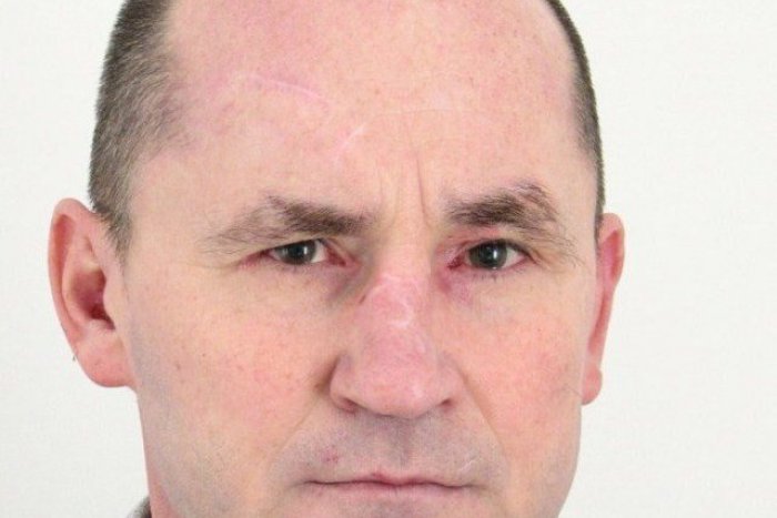 Ilustračný obrázok k článku Polícia hľadá Valentína (49): Vyhýba sa stíhaniu