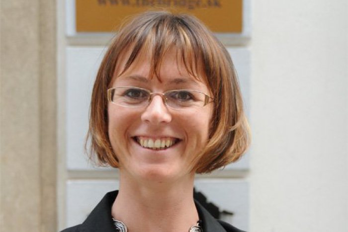 Ilustračný obrázok k článku Rozhovor s Klaudiou Bednárovou: Učitelia by sa mali viac vzdelávať!